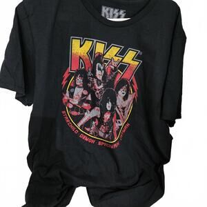KISS Band T-Shirt / Retro Graphic Tee / Size L / New